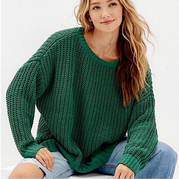 American Eagle Emerald Green Chunky Knit Sweater - Picture 2 of 9